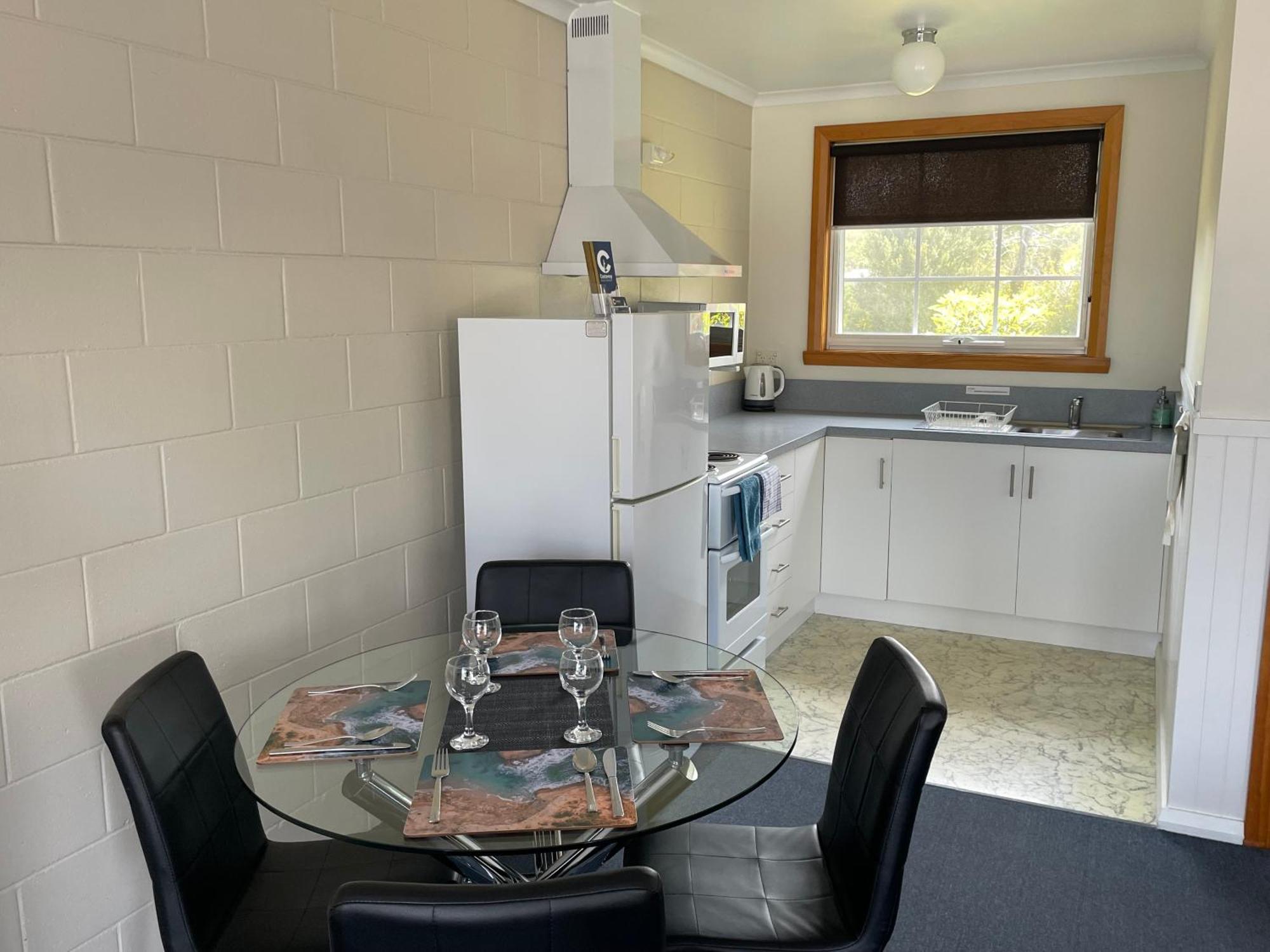 Castaway Holiday Apartments Strahan Exterior foto